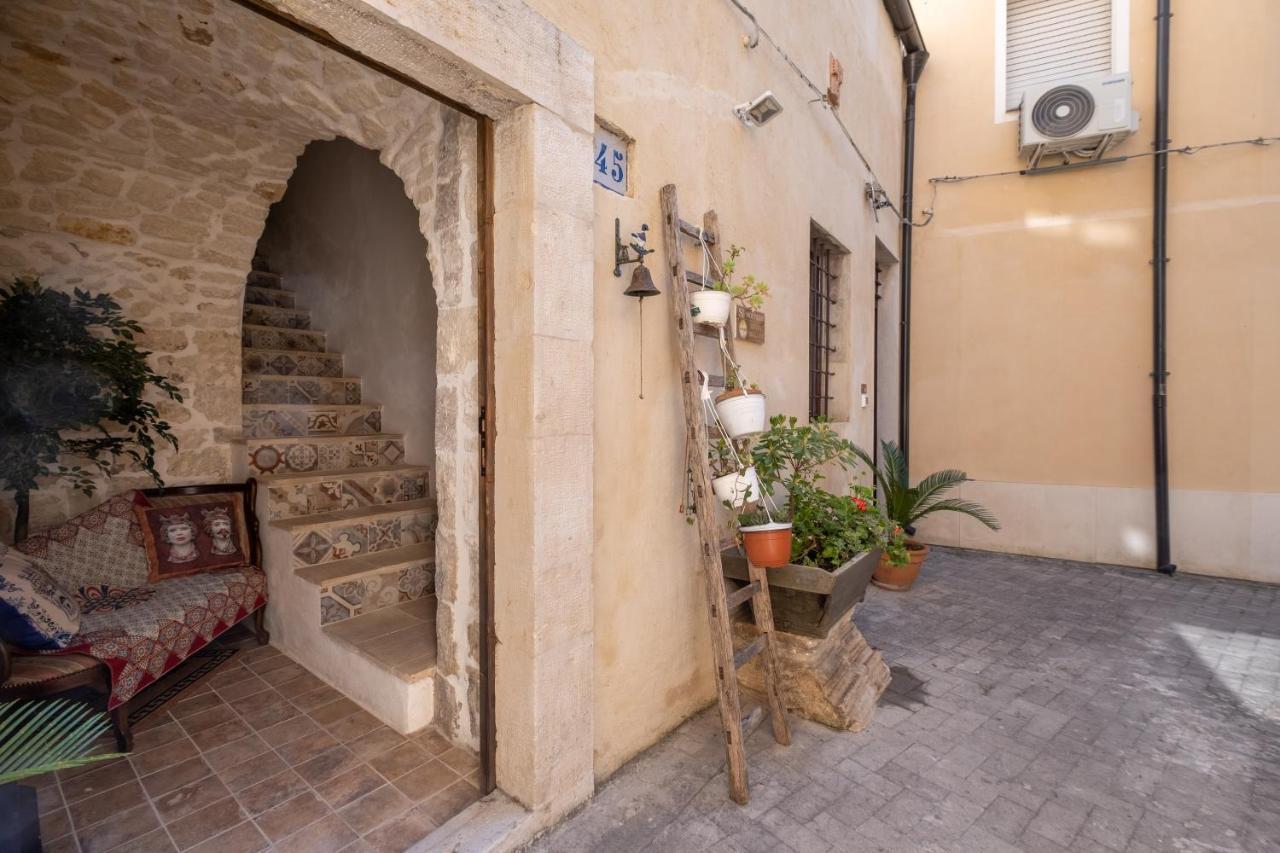 Si-Moutique Le Case Degli Avi Barocche, Con Terrazza Panoramica Modica Buitenkant foto